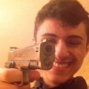 Meet your Posher, Derek